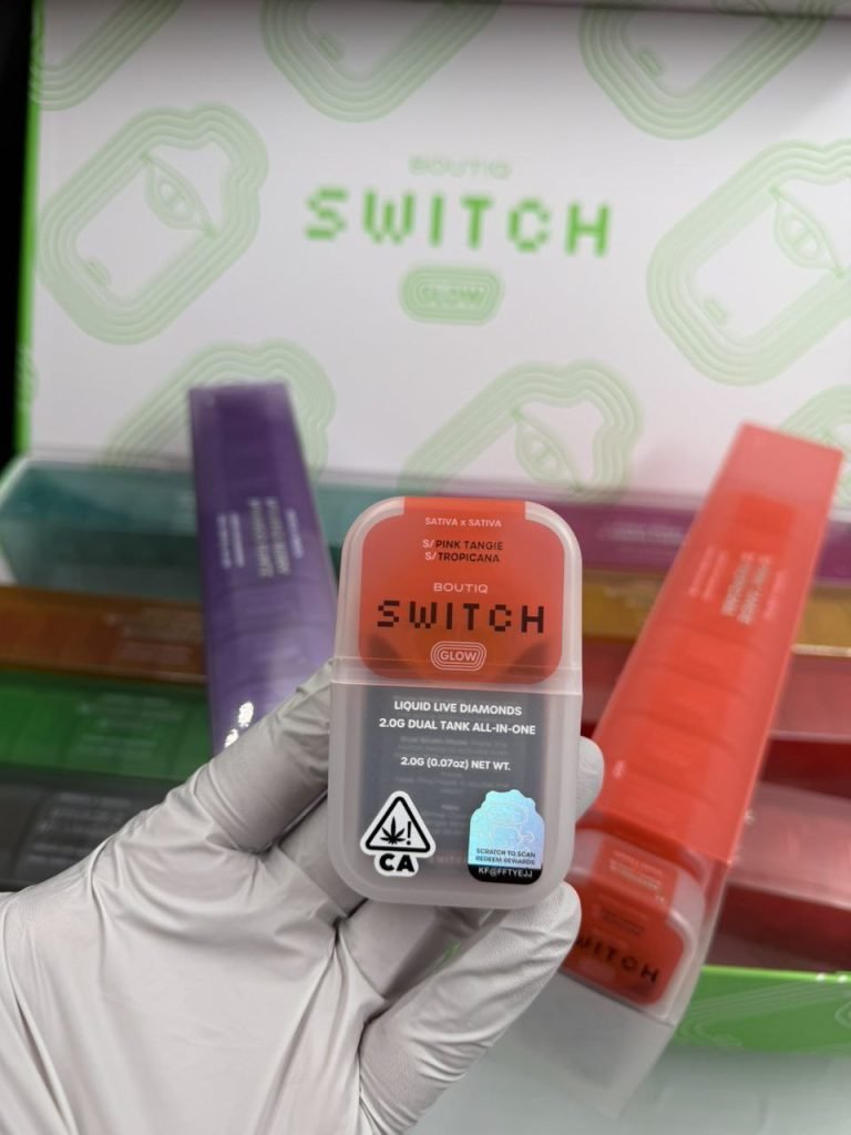 Boutiq Switch Glow Disposable